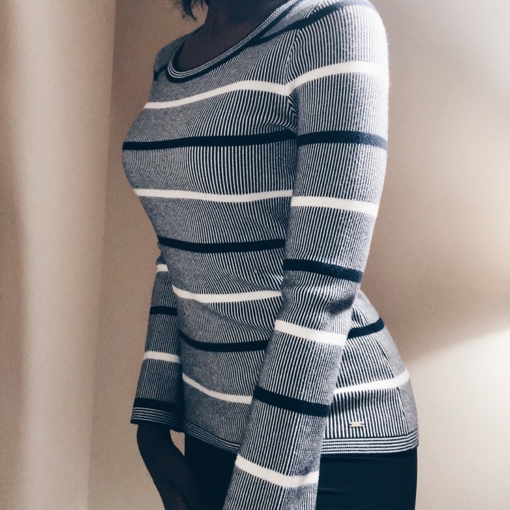 Tommy Hilfiger sweater